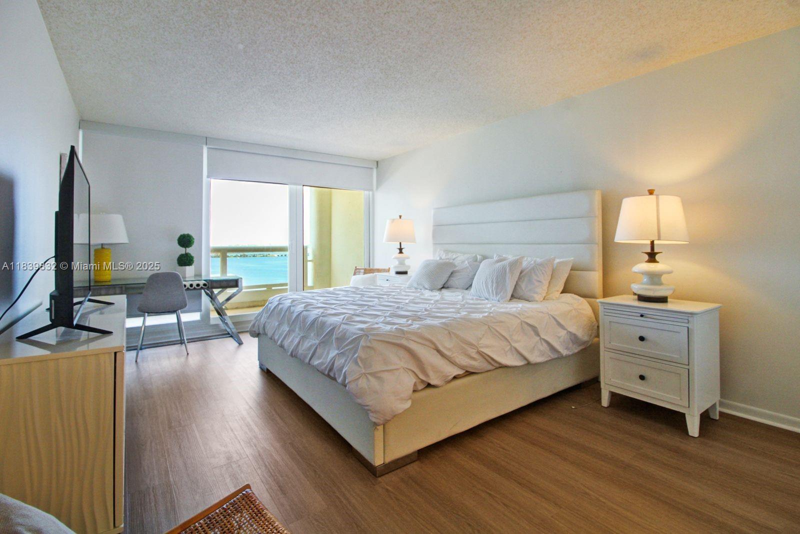 VENETIA CONDO - Residential