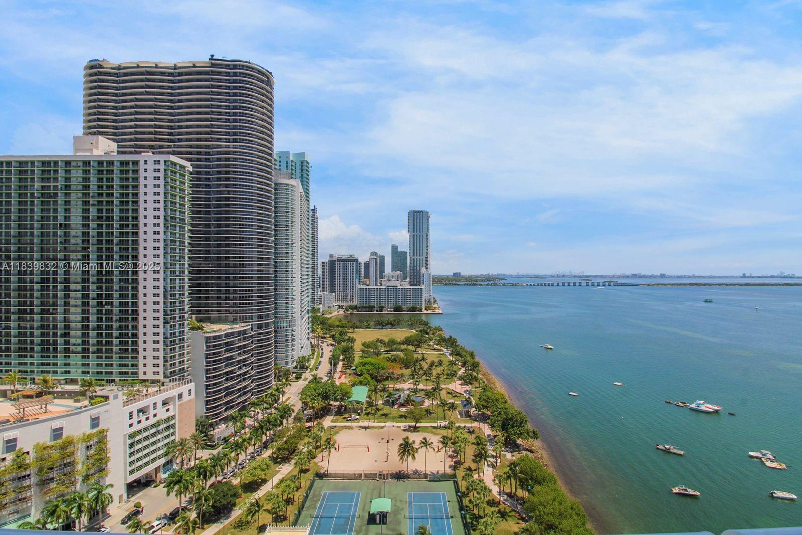 VENETIA CONDO - Residential