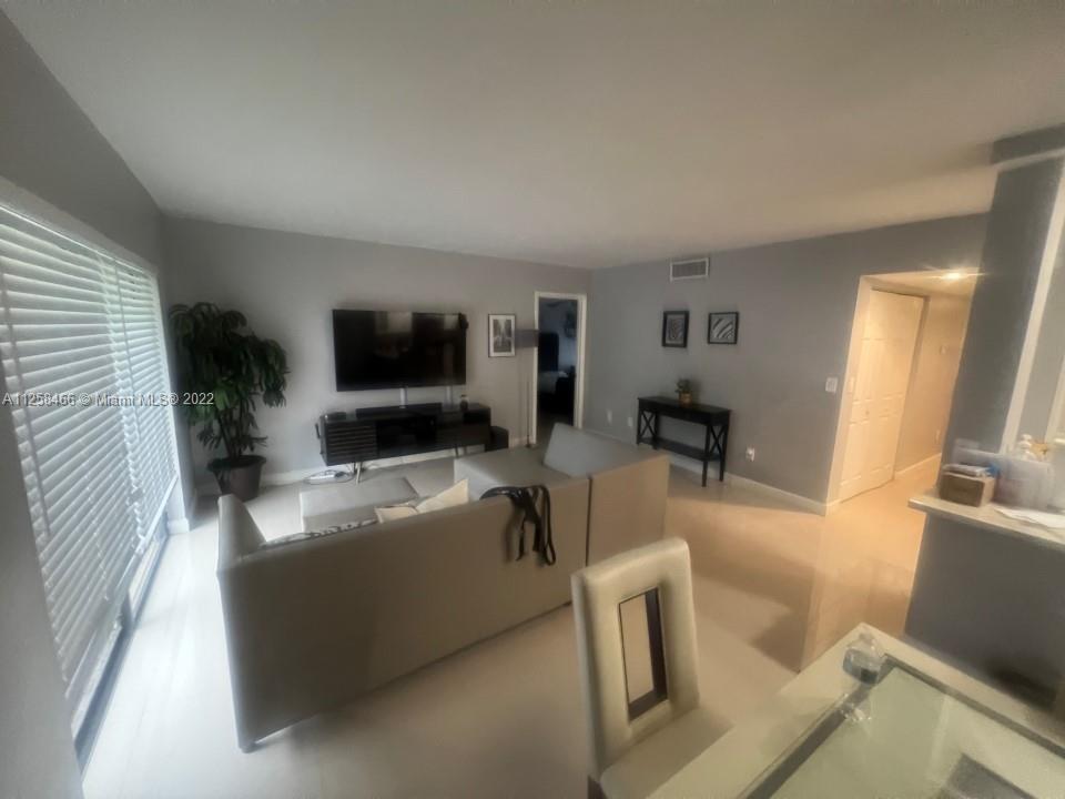 CALUSA CLUB VILG BLDG E C - Residential