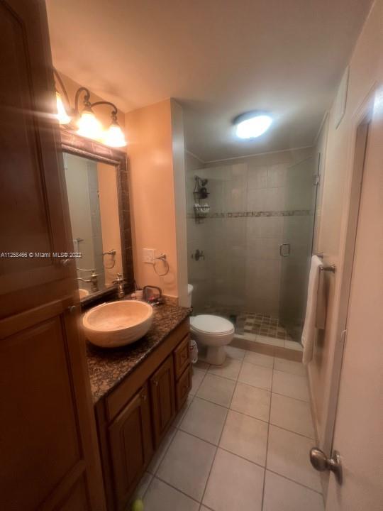 CALUSA CLUB VILG BLDG E C - Residential