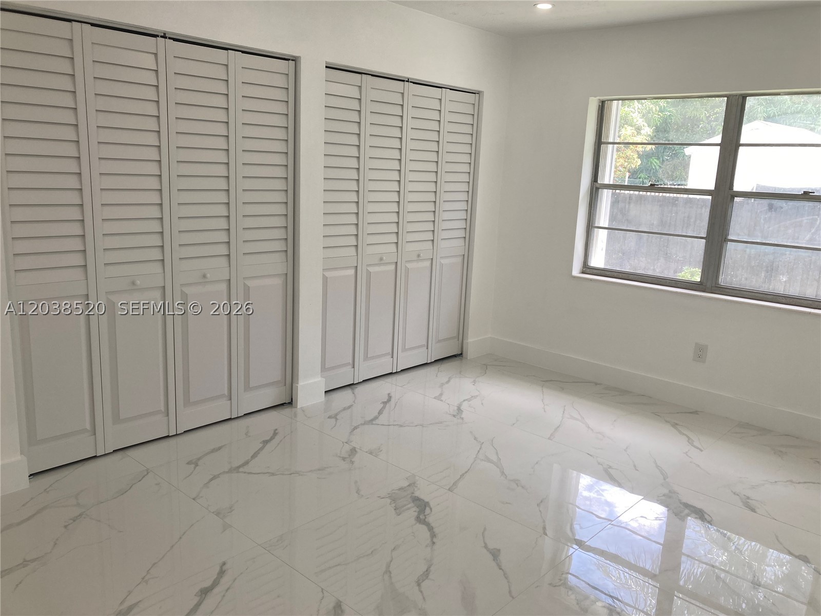 POINT ROYALE SEC 5 - Residential Lease