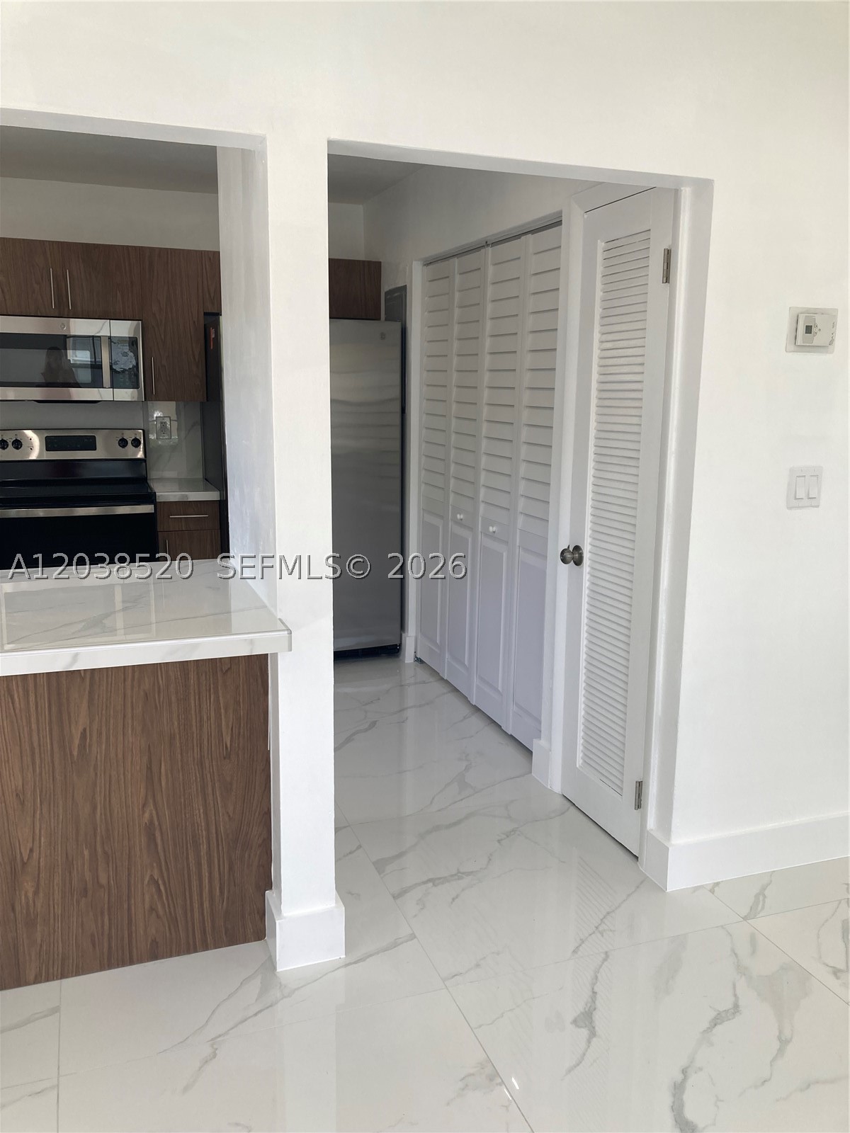 POINT ROYALE SEC 5 - Residential Lease