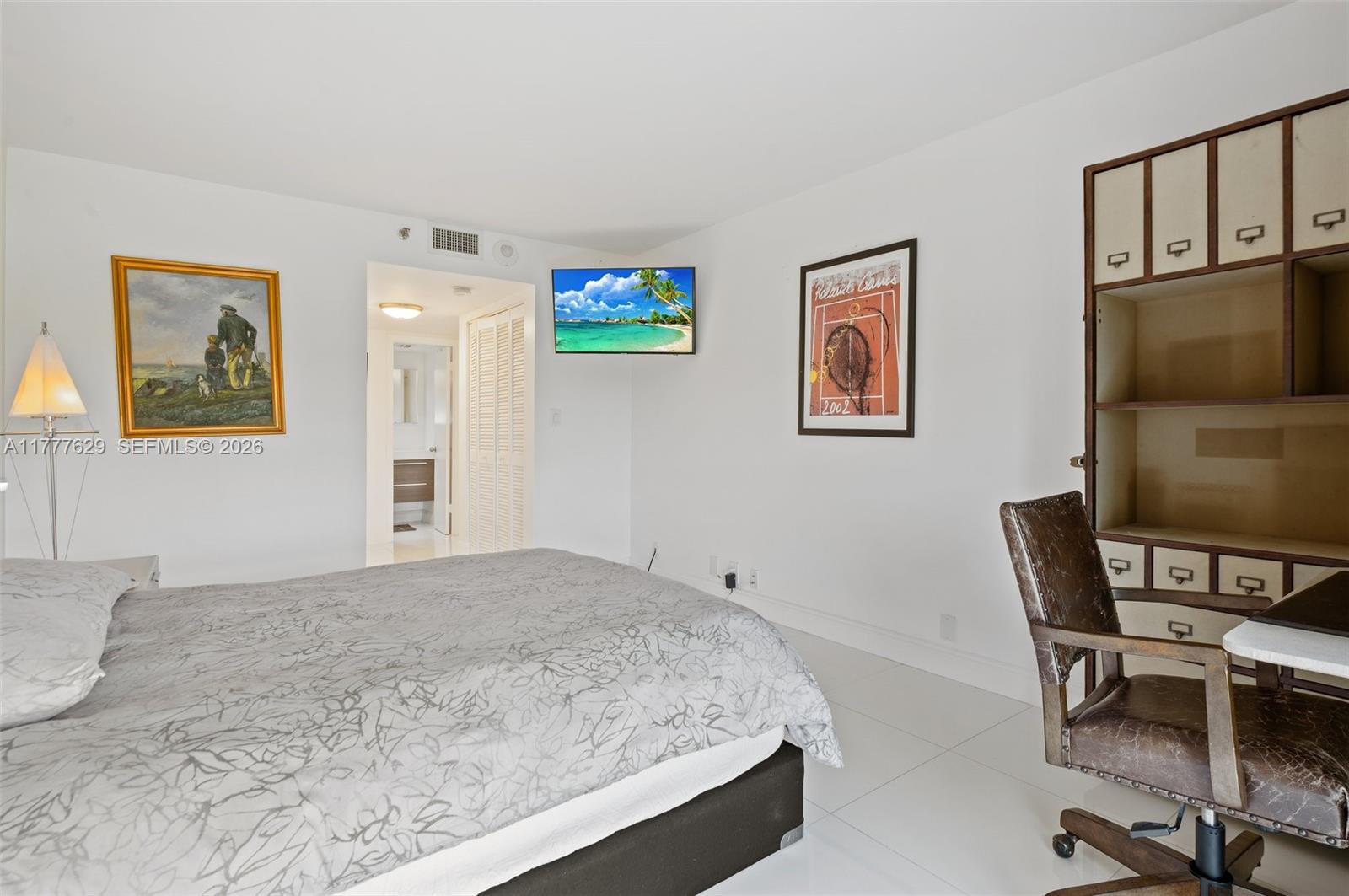 TOWERS OF QUAYSIDE CONDO - Residential Lease