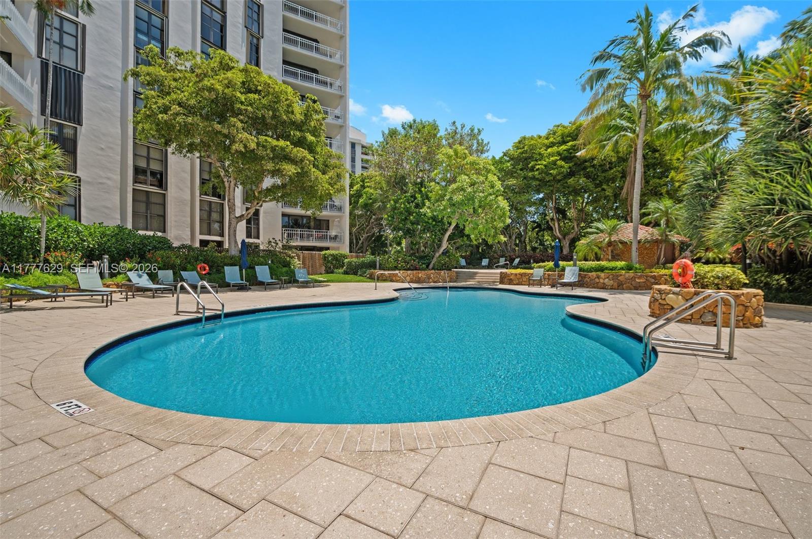 TOWERS OF QUAYSIDE CONDO - Residential Lease