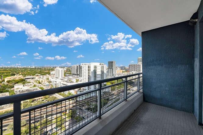 INFINITY AT BRICKELL COND - Residential Lease