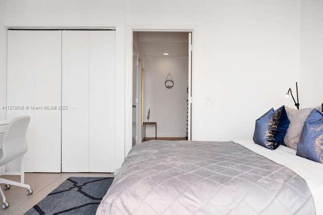 INFINITY AT BRICKELL COND - Residential Lease