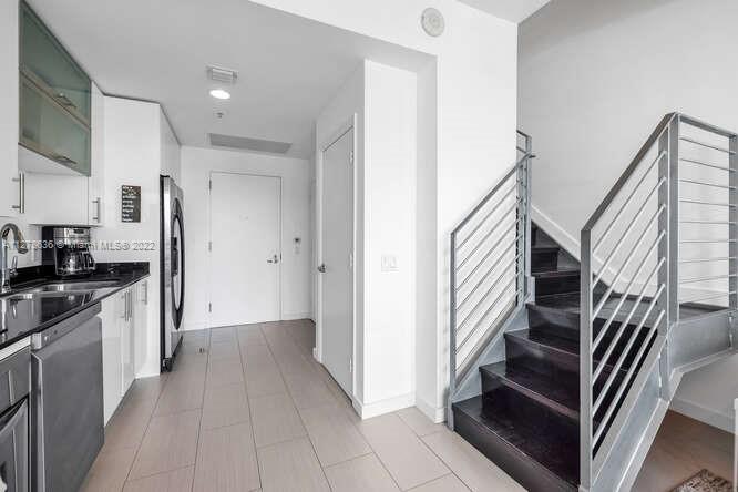 INFINITY AT BRICKELL COND - Residential Lease