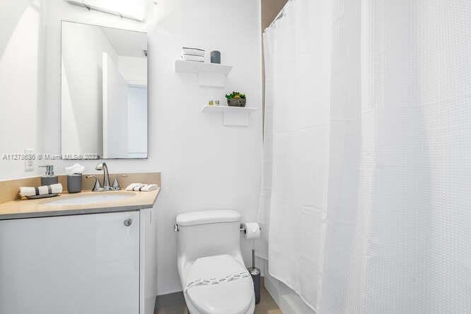INFINITY AT BRICKELL COND - Residential Lease