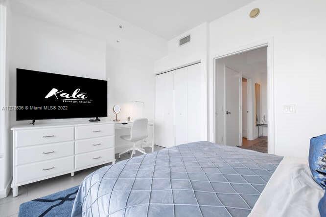 INFINITY AT BRICKELL COND - Residential Lease