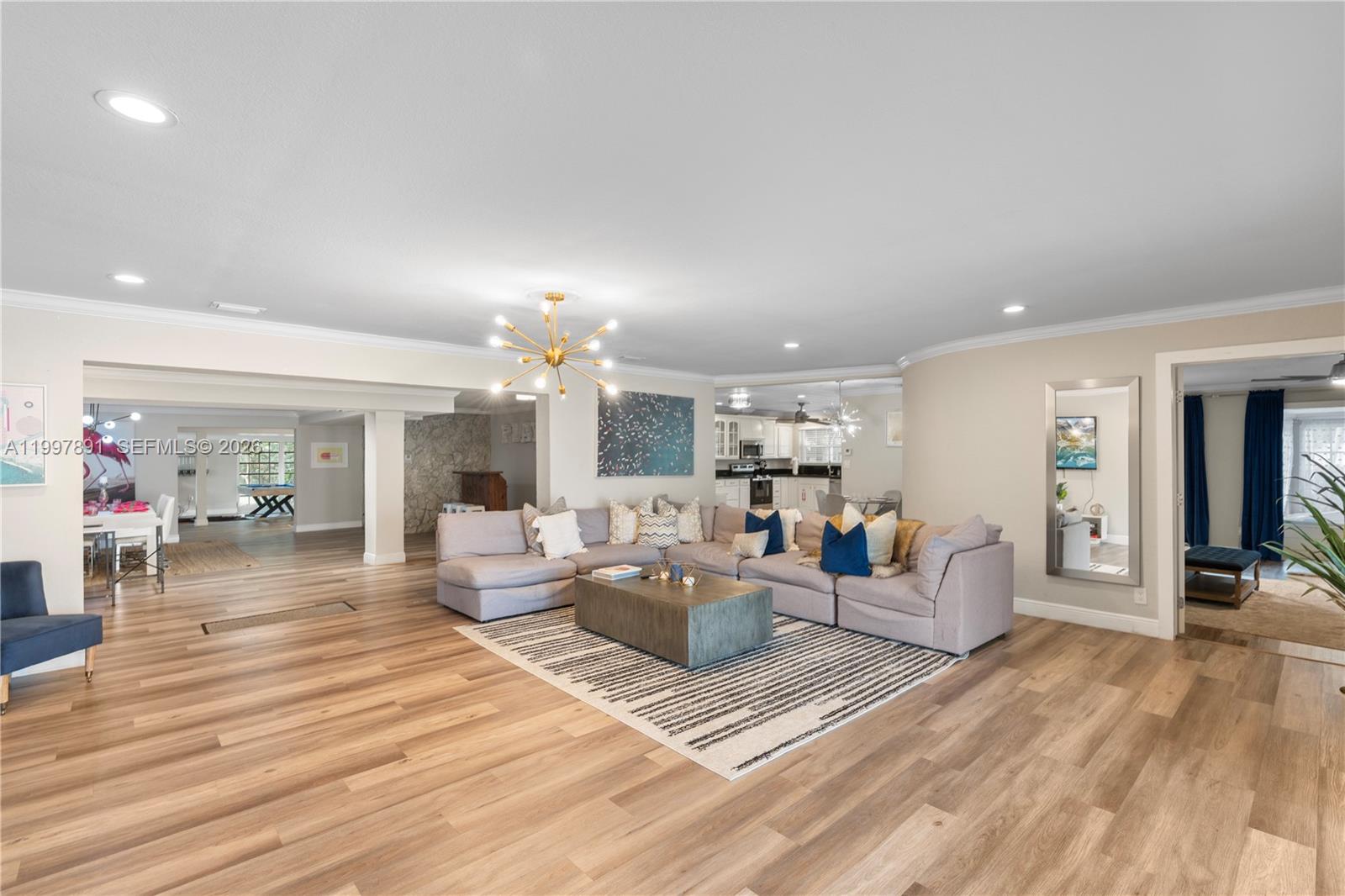 OAKLAND PARK 2ND ADD-RESU - Residential