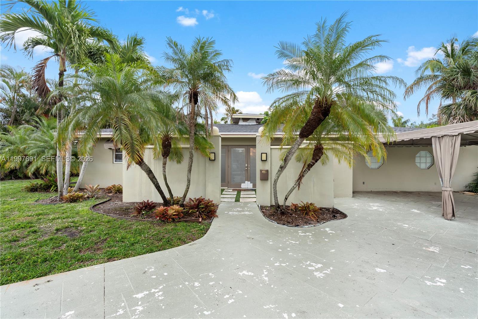 OAKLAND PARK 2ND ADD-RESU - Residential