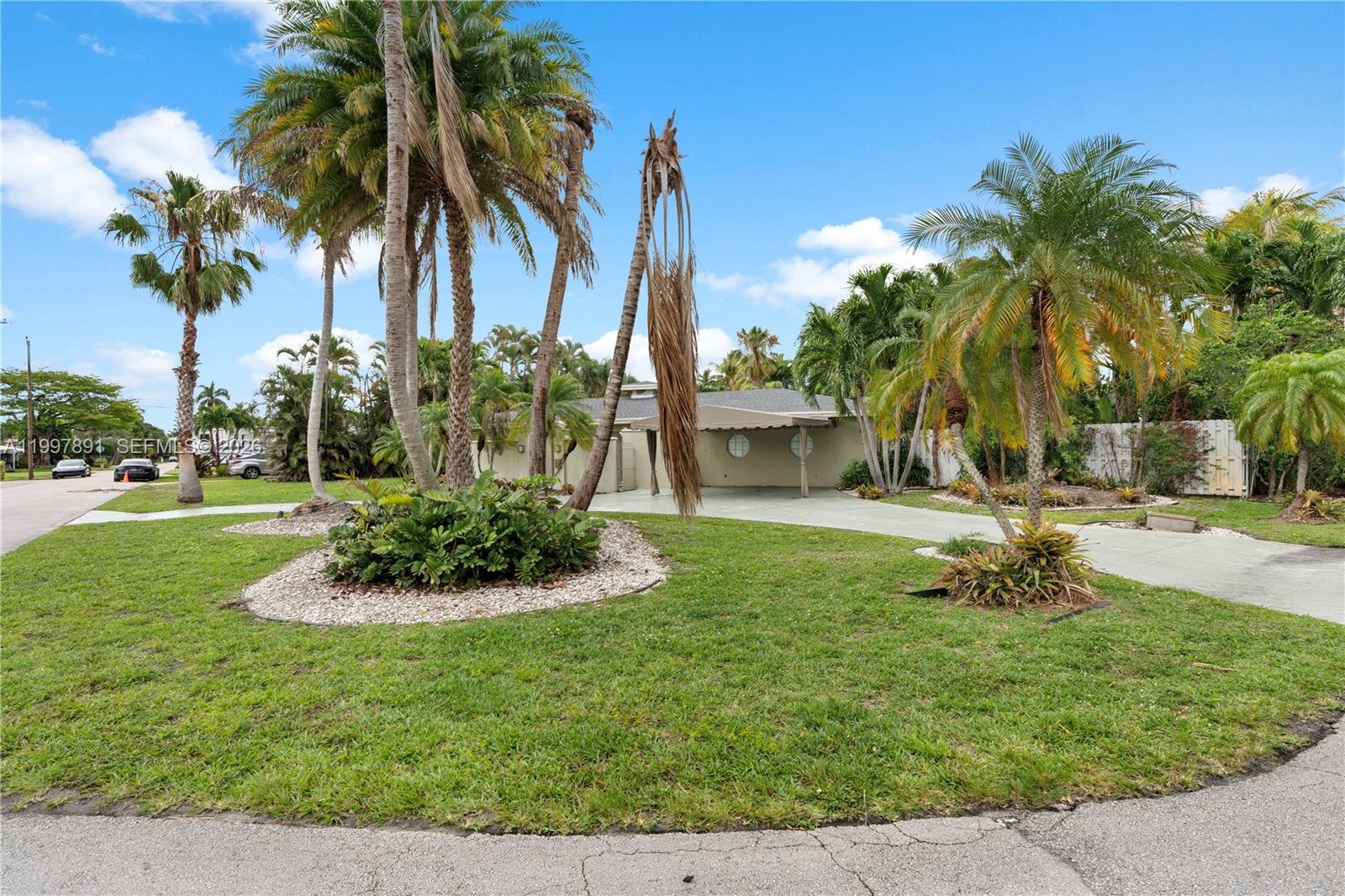 OAKLAND PARK 2ND ADD-RESU - Residential