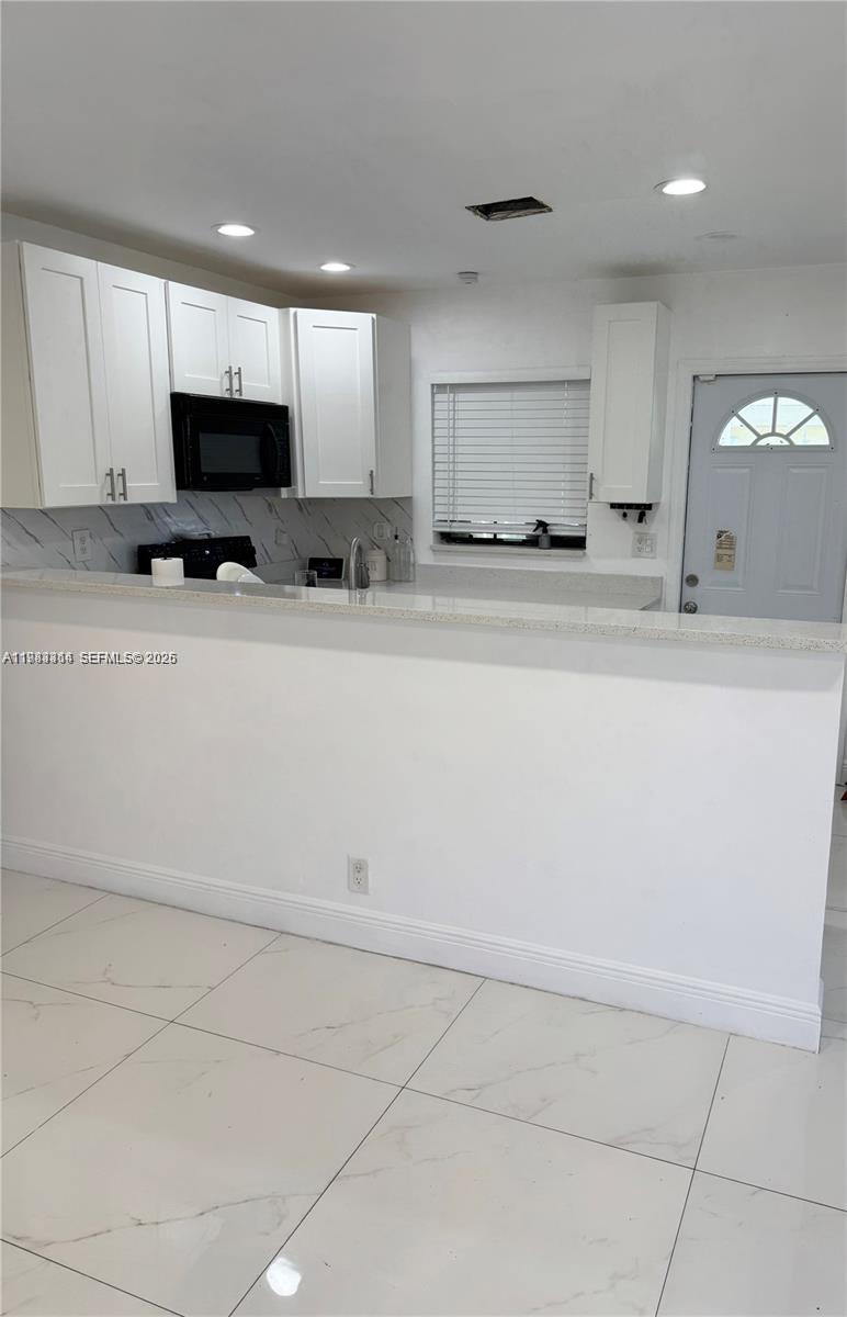 NEW BROWARDALE 1ST ADD - Residential Lease
