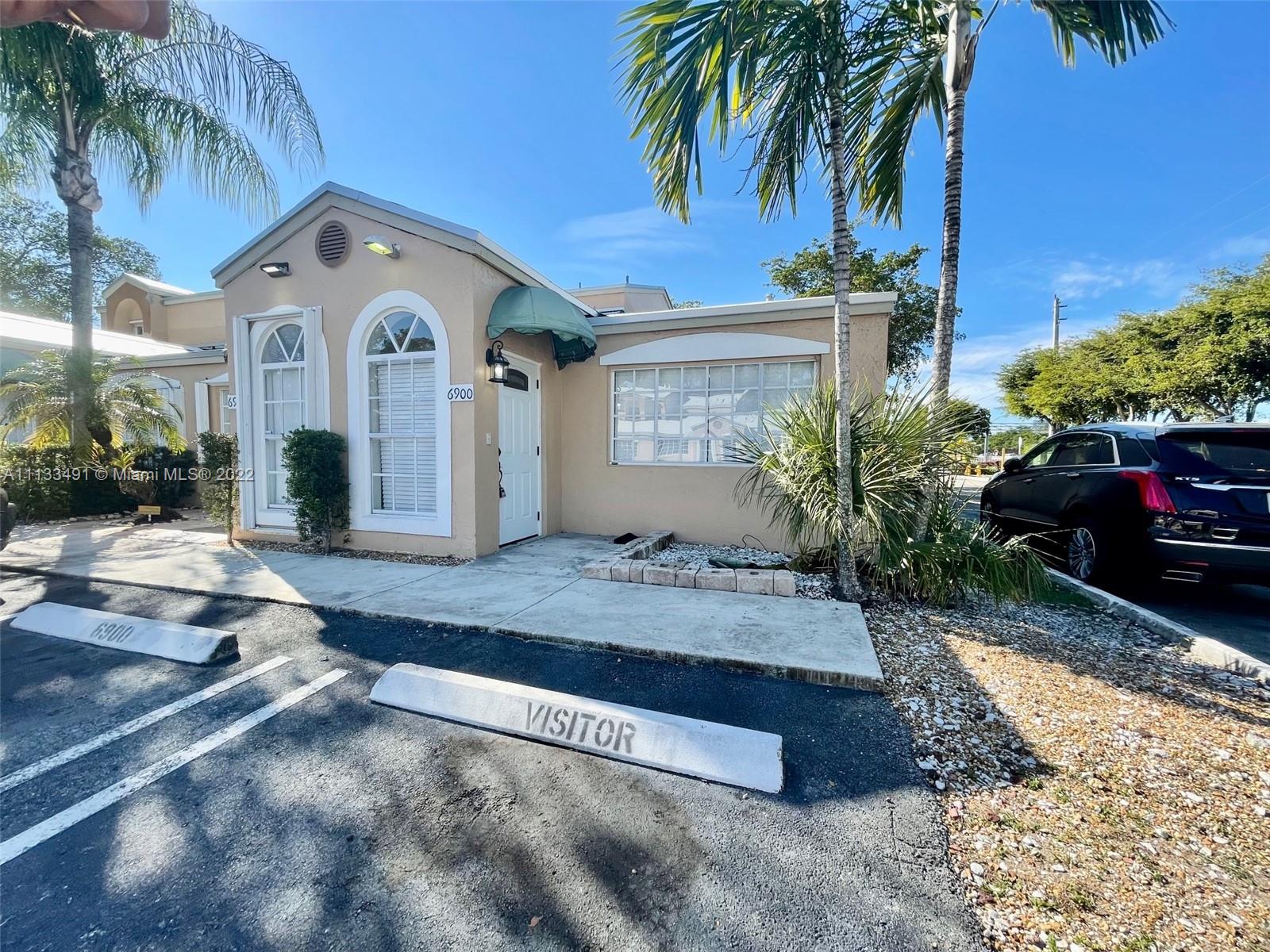 Great first floor villa. Fresh paint, updated kitchen and appliances. Corner Unit. Beautiful modern ceramic tile throughout. Vacant and available for showing.
