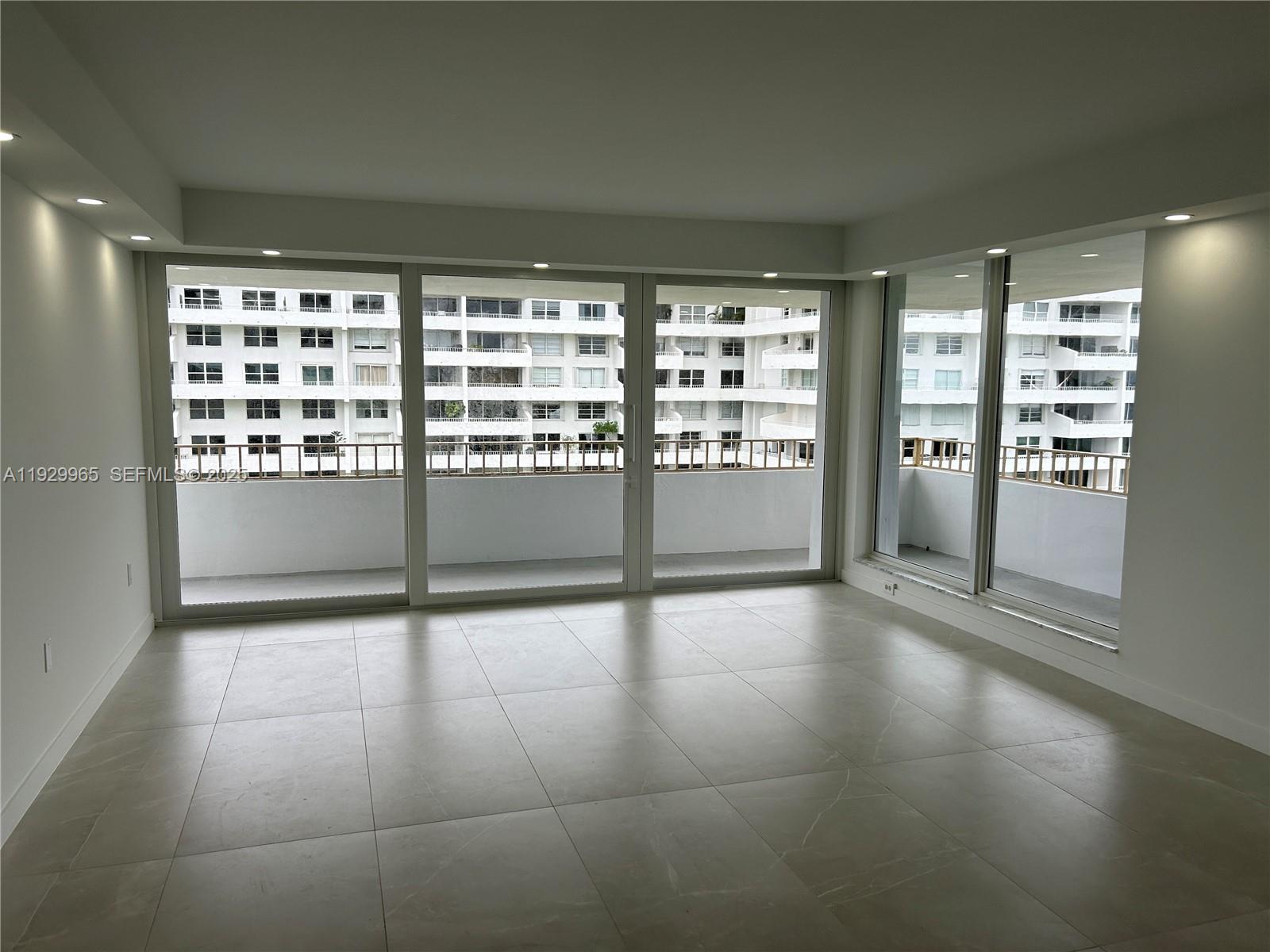 KEY BISCAYNE COMMODORE CL - Residential Lease