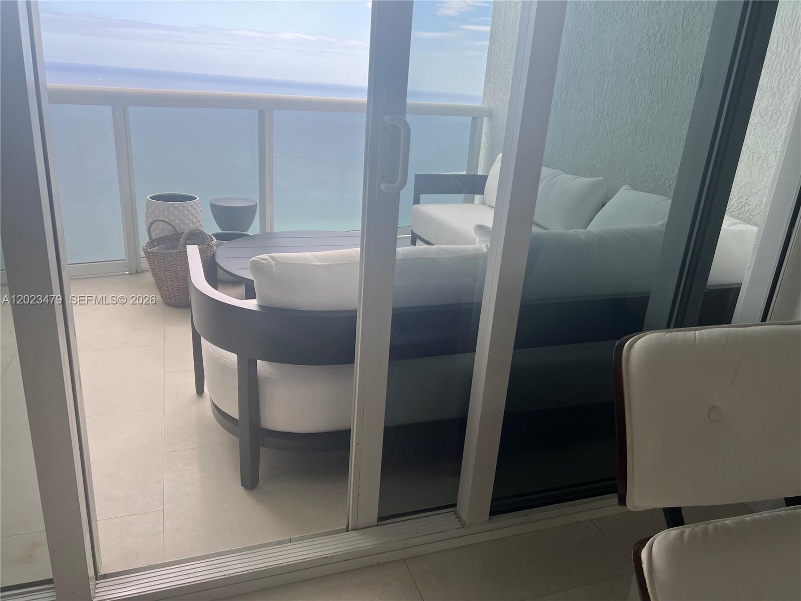 TDR TOWER I CONDO - Residential