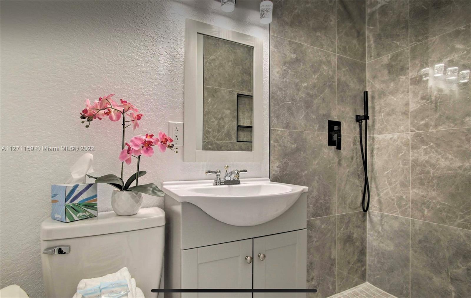 F R HUMPHRIES VILLA - Residential Lease