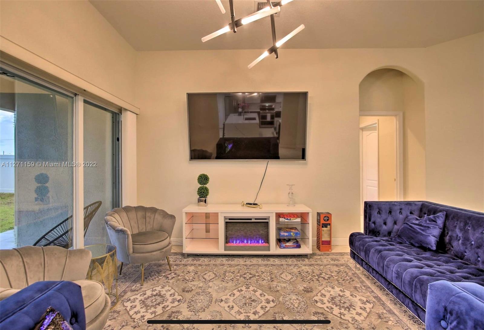 F R HUMPHRIES VILLA - Residential Lease