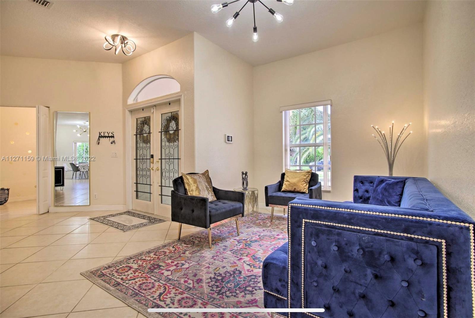 F R HUMPHRIES VILLA - Residential Lease