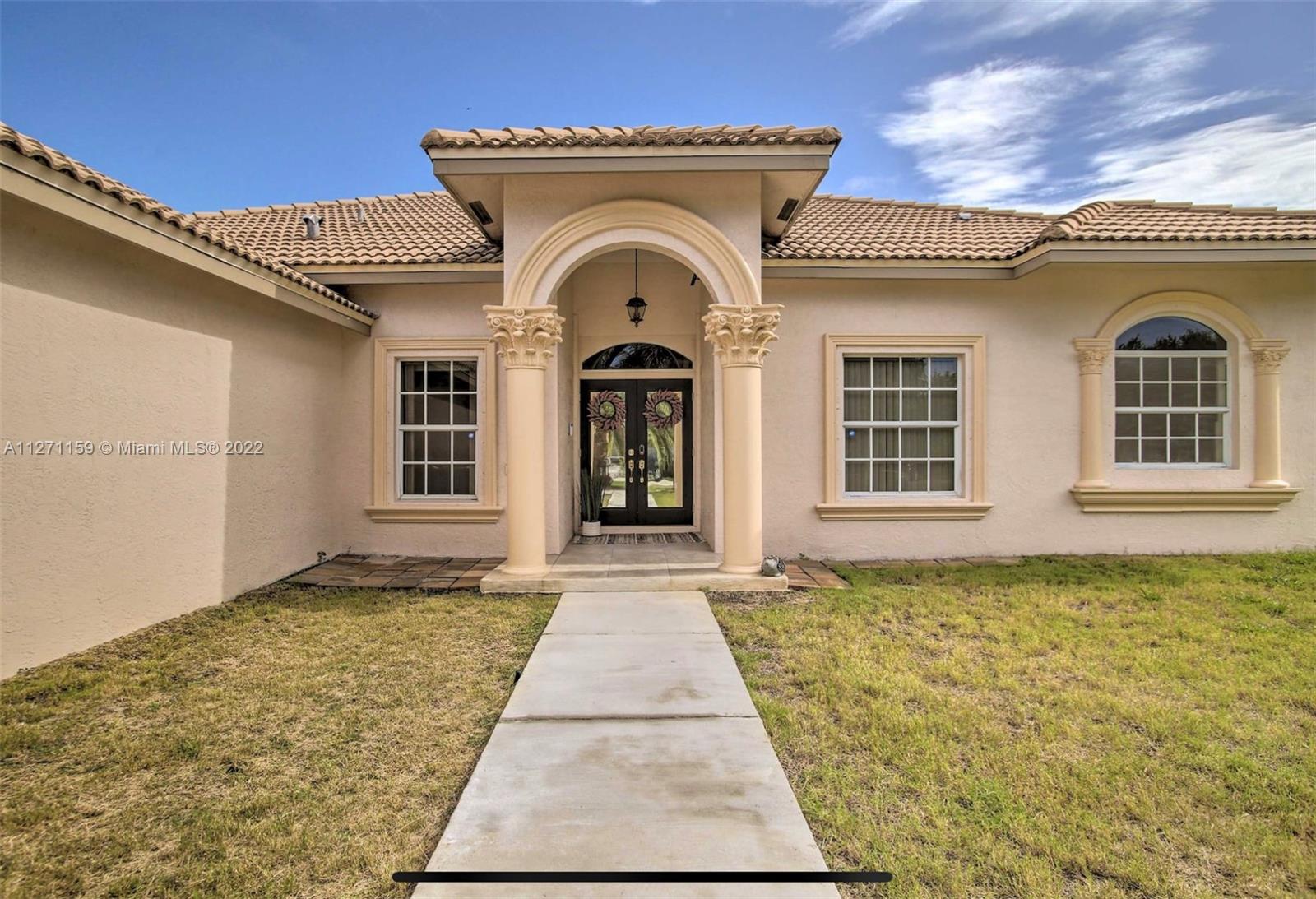 F R HUMPHRIES VILLA - Residential Lease