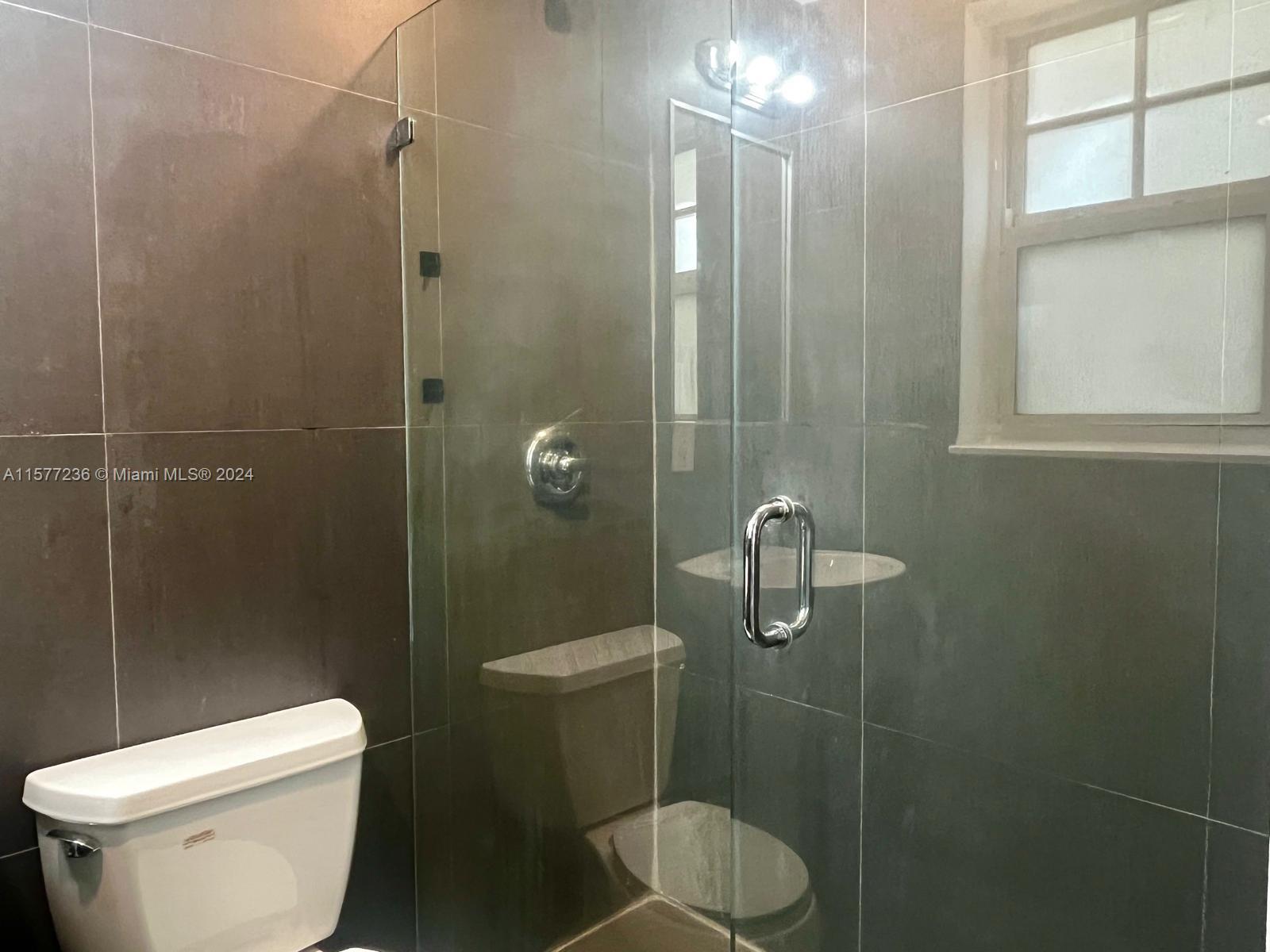 EVERGLADES EAST CONDO - Residential Lease