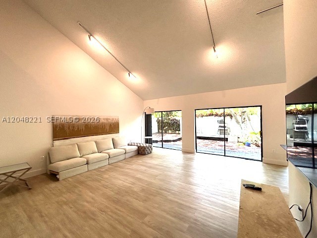 RHODES AMD NEW BISC - Residential Lease