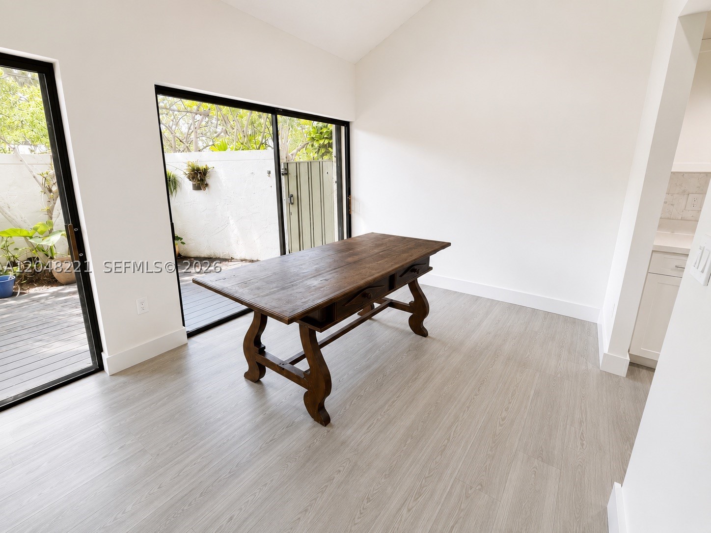 RHODES AMD NEW BISC - Residential Lease
