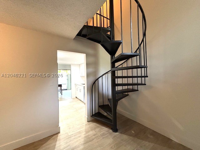 RHODES AMD NEW BISC - Residential Lease