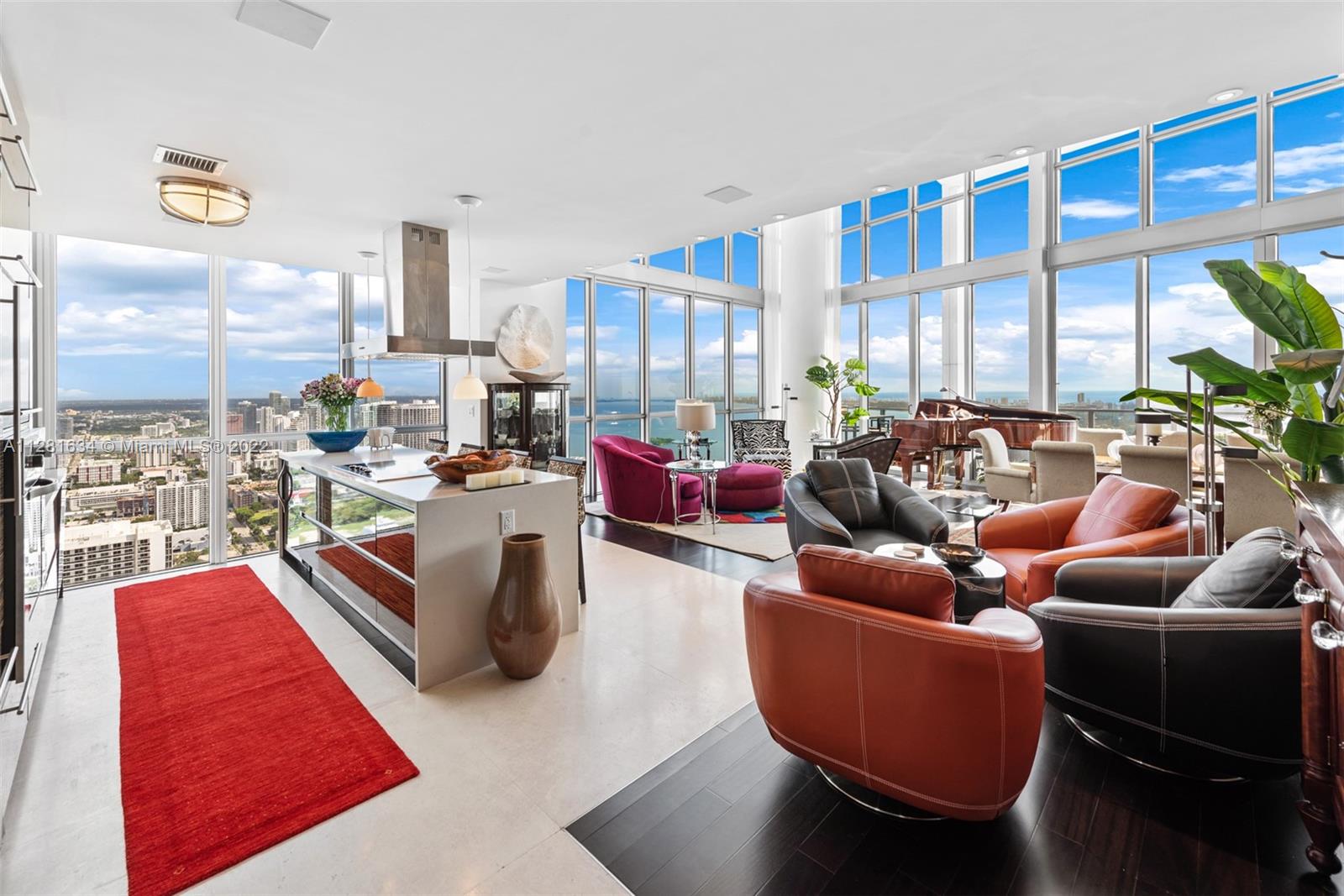 MARQUIS CONDO - Residential