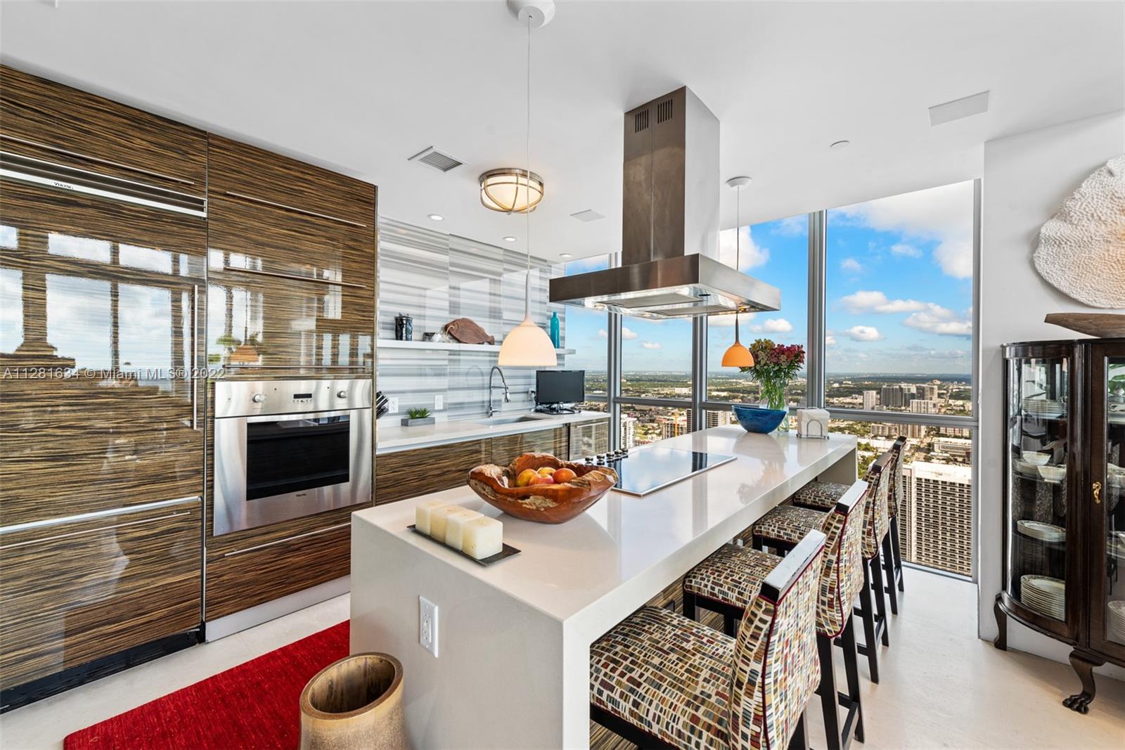 MARQUIS CONDO - Residential