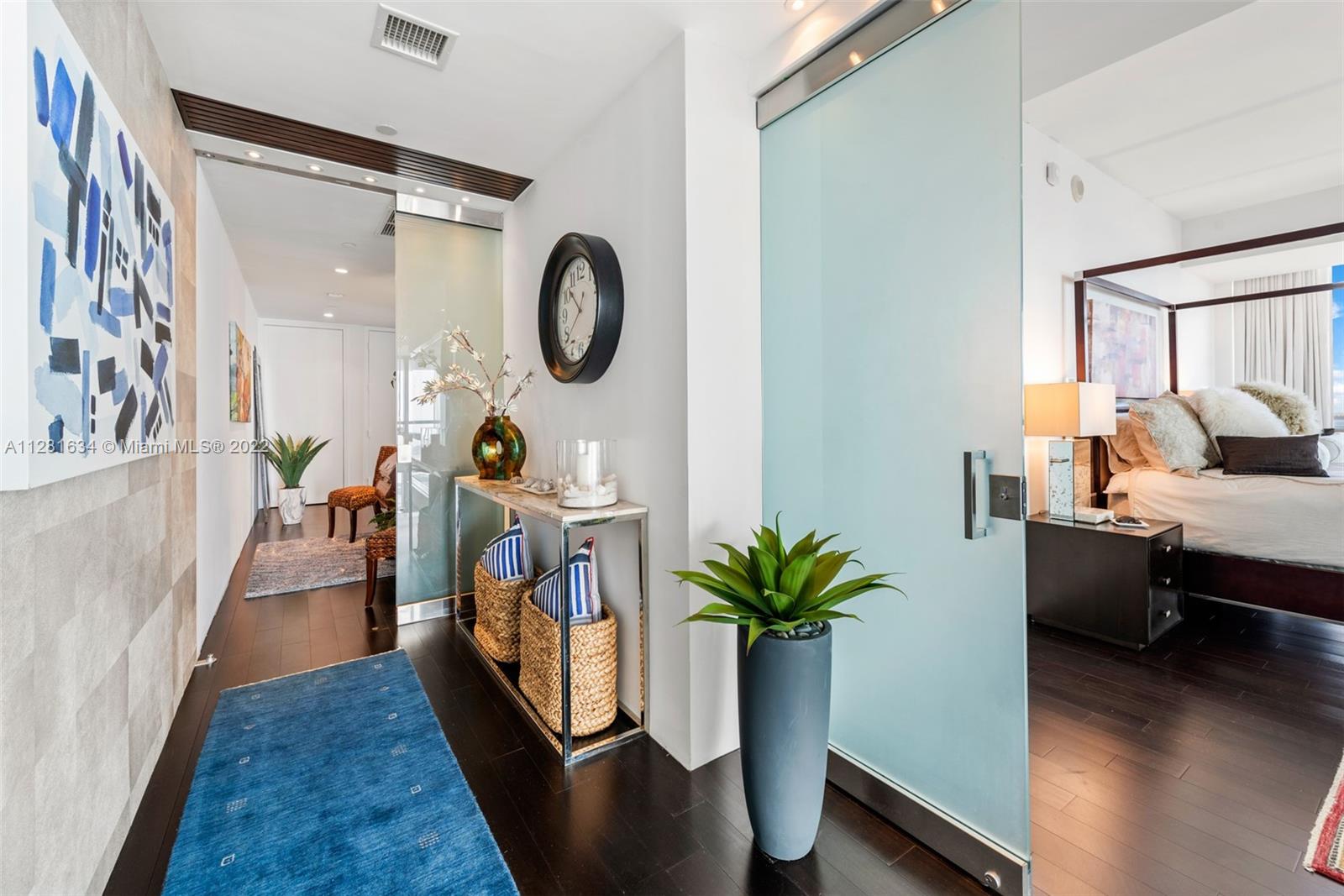 MARQUIS CONDO - Residential