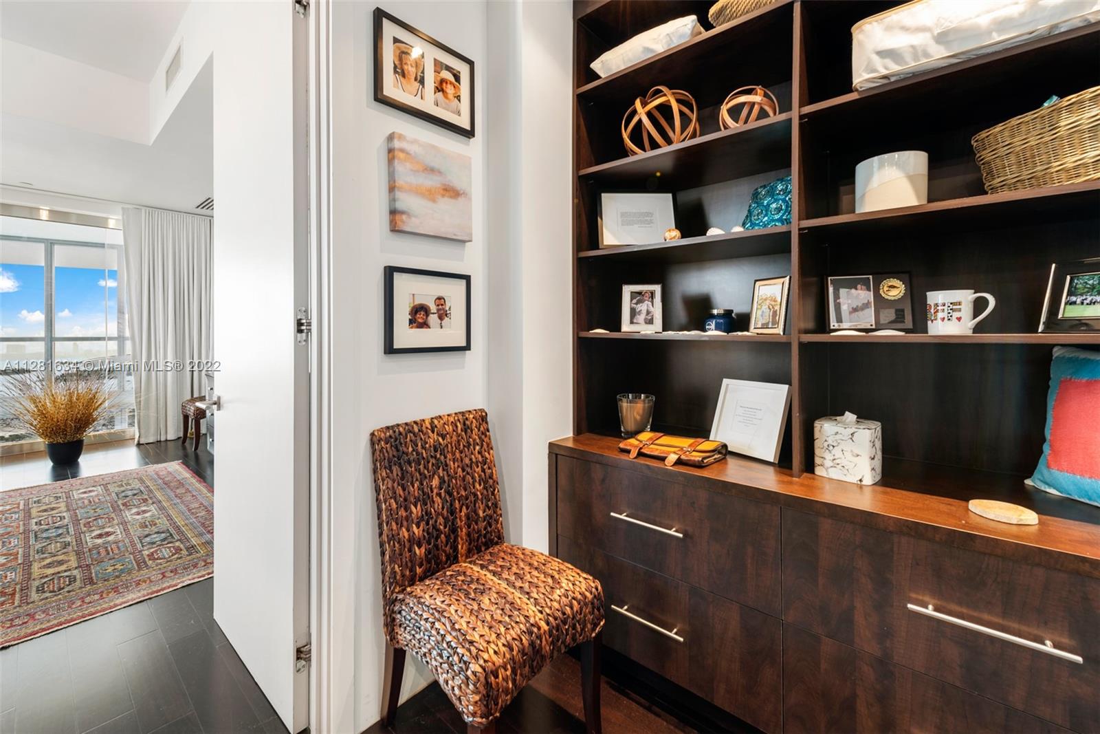 MARQUIS CONDO - Residential