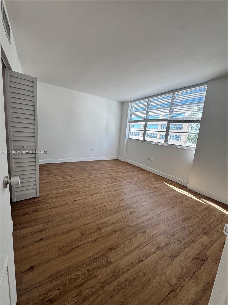 FOUR AMBASSADORS CONDO PH - Residential Lease