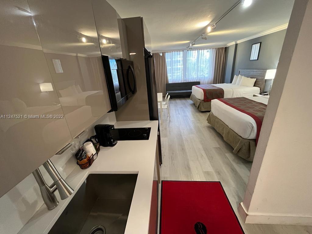 THE AVENTURA BEACH CLUB C - Residential