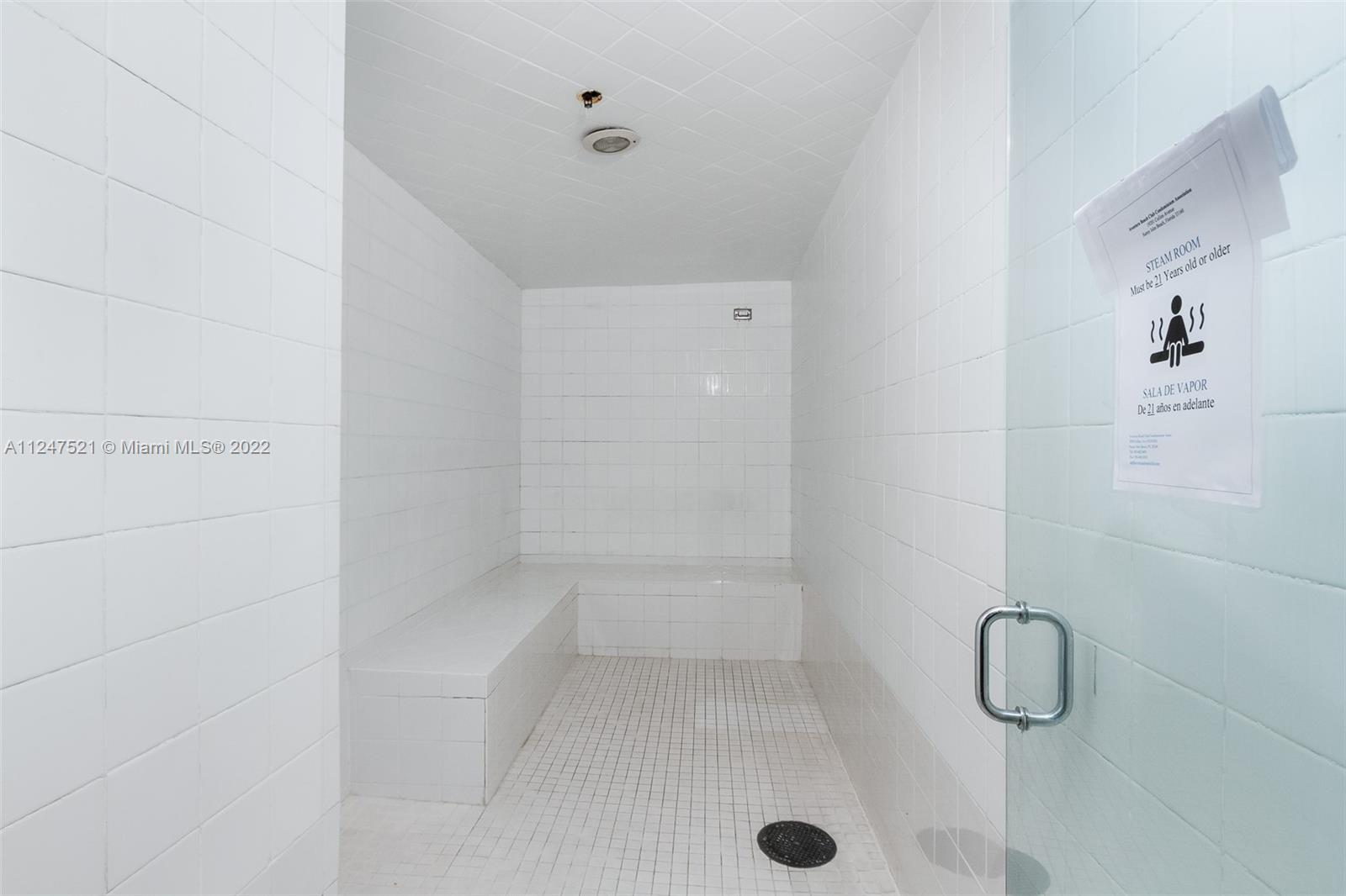 THE AVENTURA BEACH CLUB C - Residential