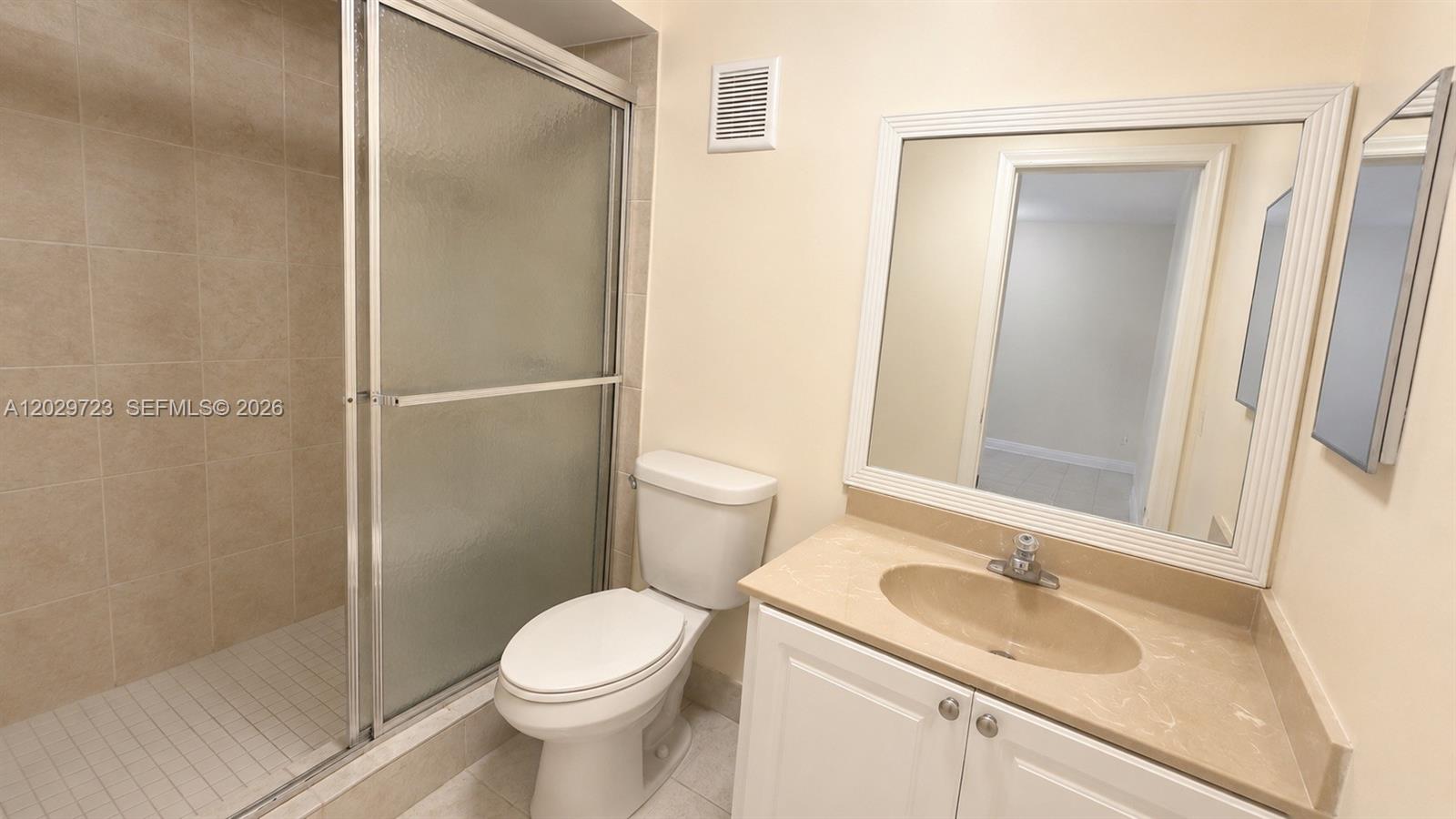 HORIZONS WEST CONDO #4 - Residential Lease