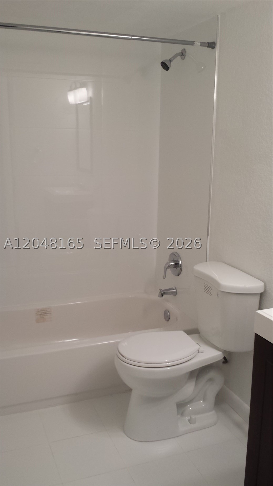 DADELAND CAPRI CONDO - Residential Lease