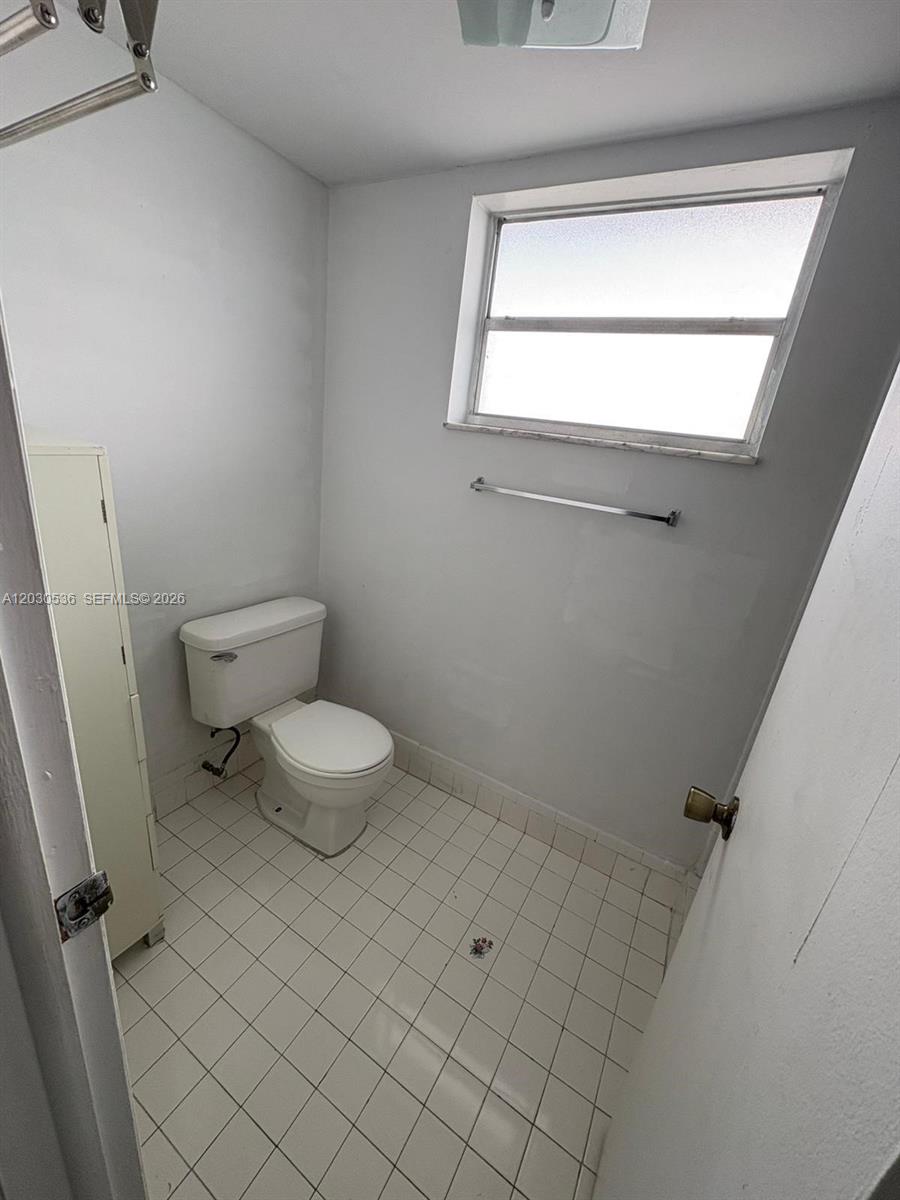 EL CONQUISTADOR SOUTH CON - Residential Lease