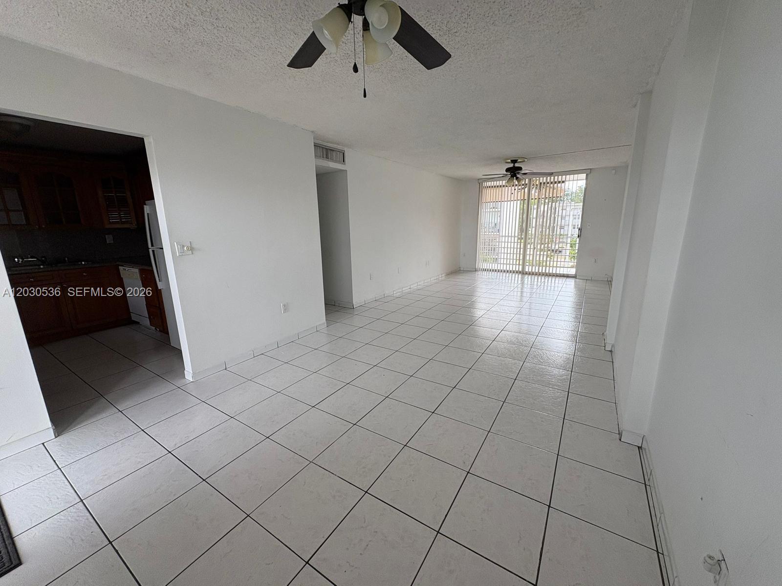 EL CONQUISTADOR SOUTH CON - Residential Lease