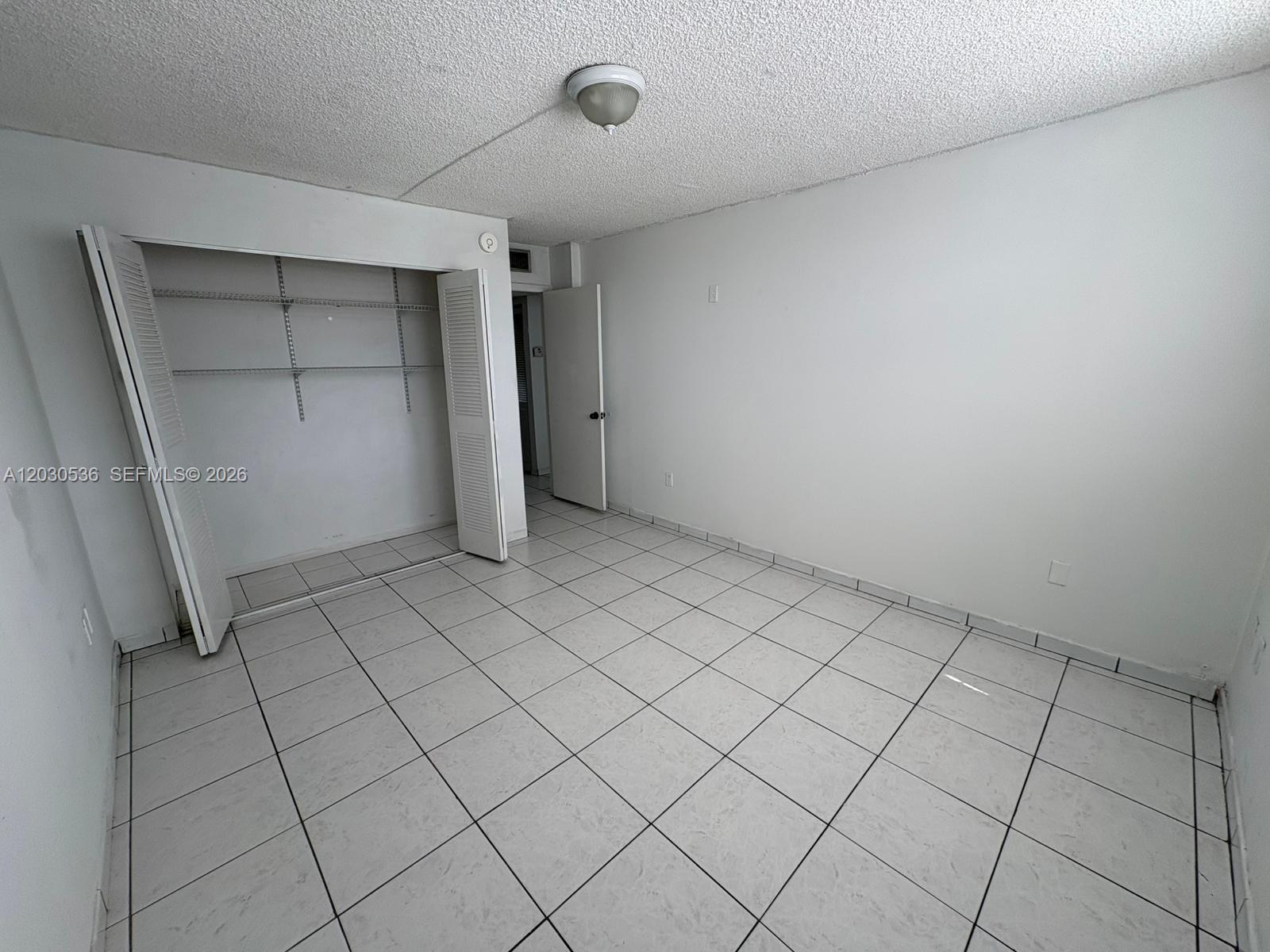 EL CONQUISTADOR SOUTH CON - Residential Lease