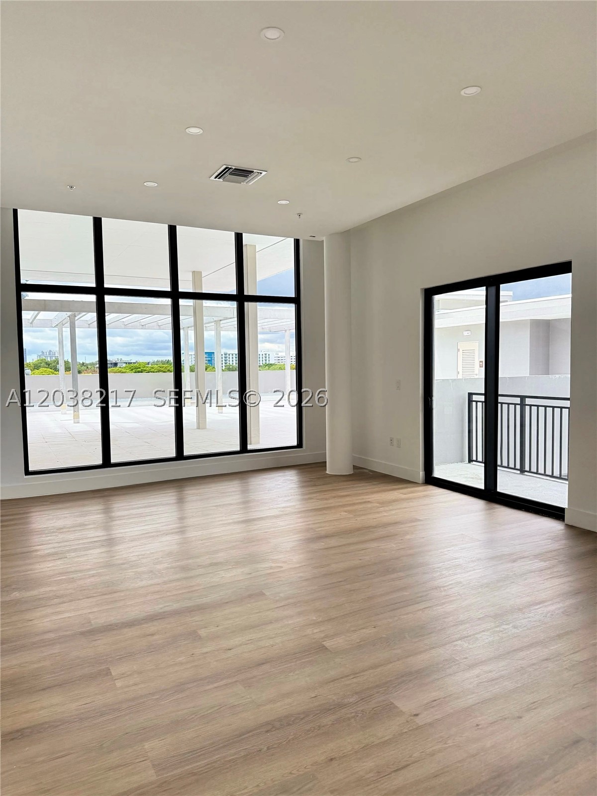 HARRIETTE PK - Residential Lease