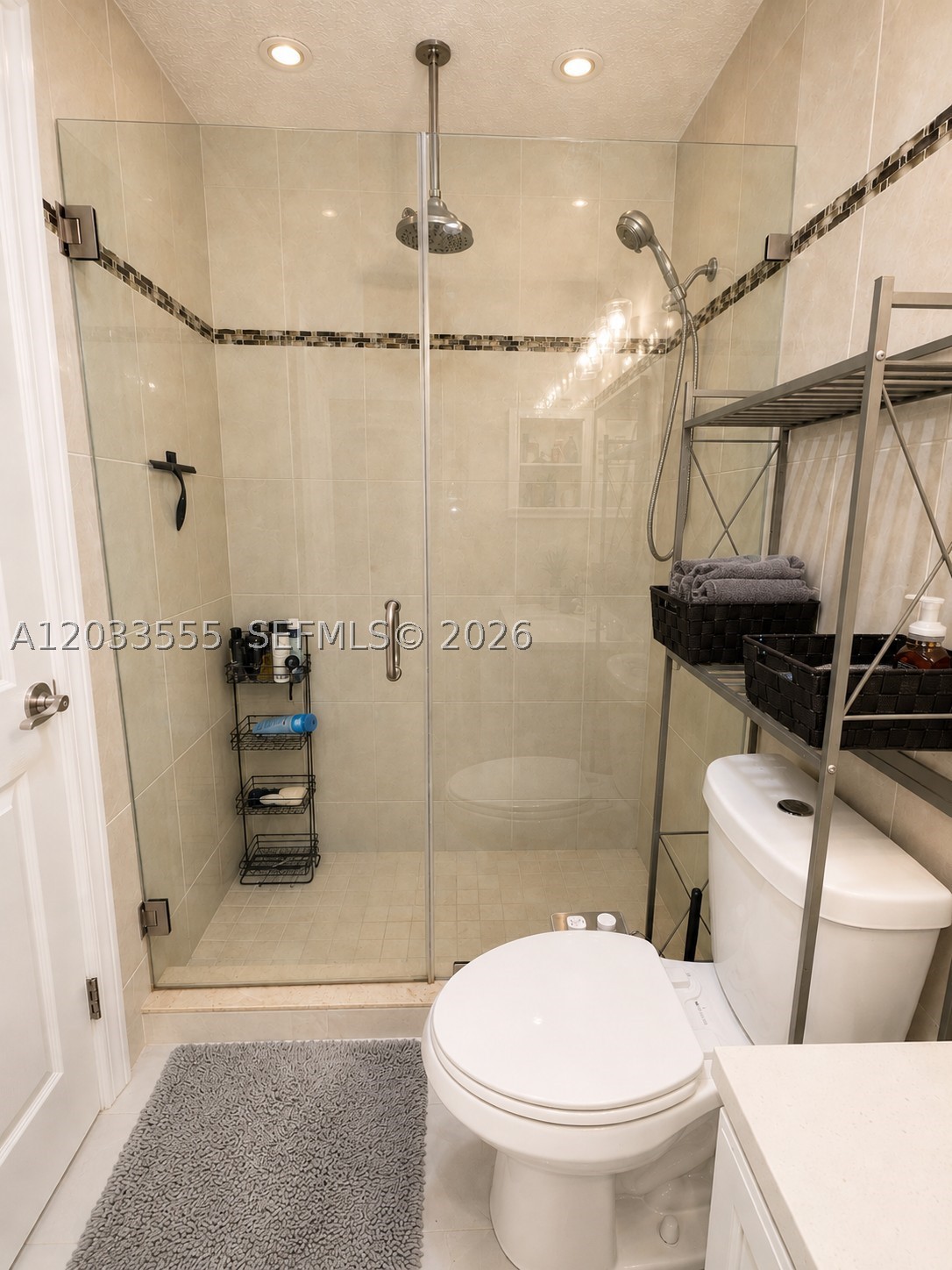 WOODGATE - Residential