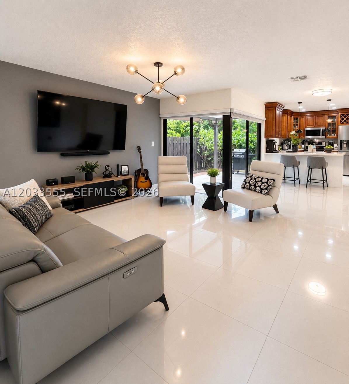 WOODGATE - Residential