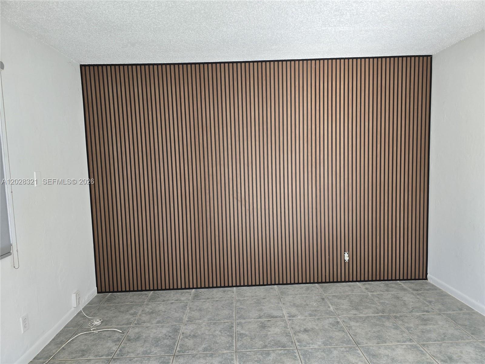 QUAIL HOLLOW CONDO - Residential