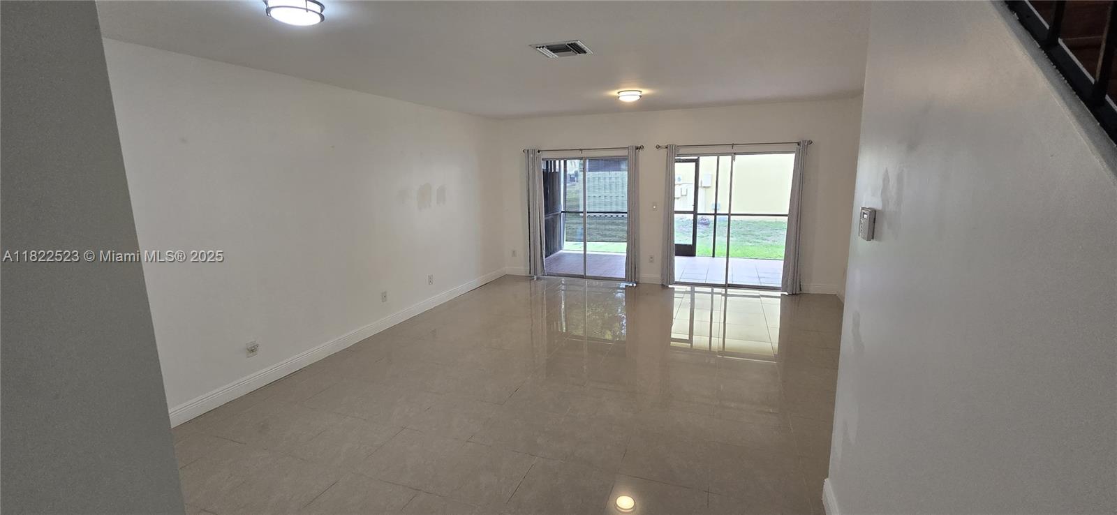 CENTRE COURT CONDO - Residential Lease