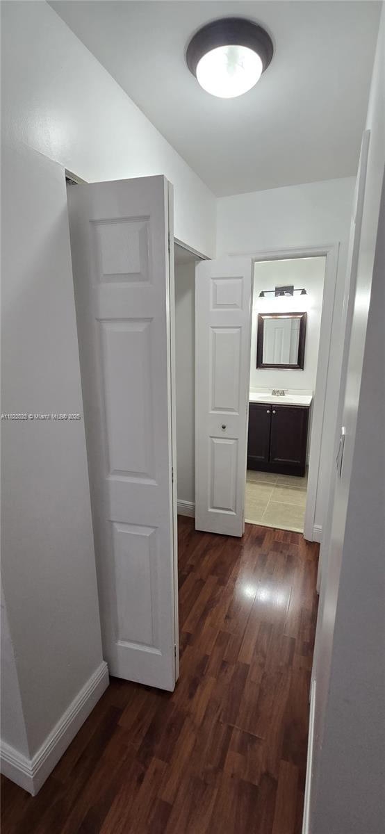 CENTRE COURT CONDO - Residential Lease