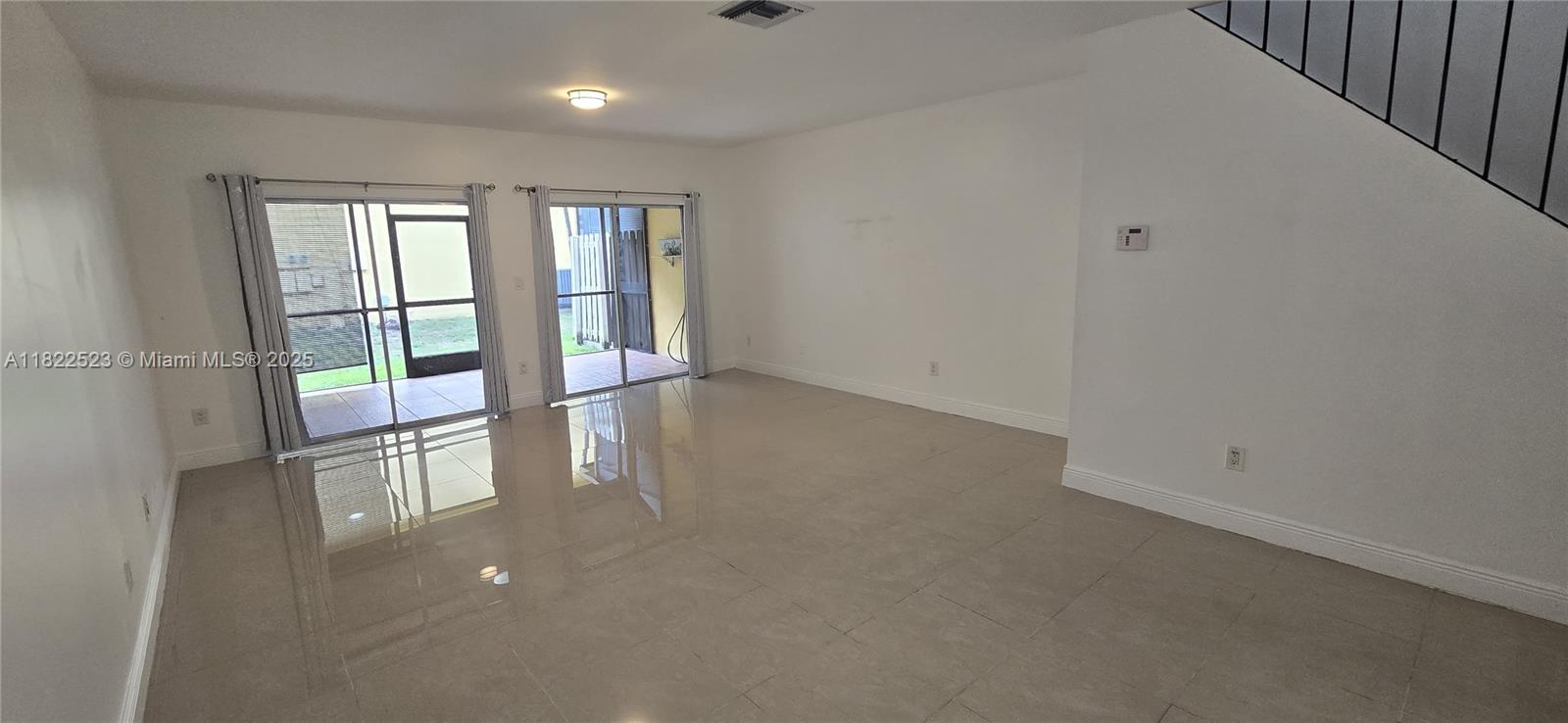 CENTRE COURT CONDO - Residential Lease