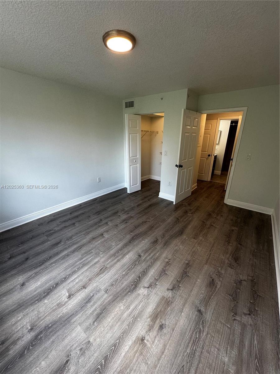 ST ANDREWS CONDO - Residential Lease
