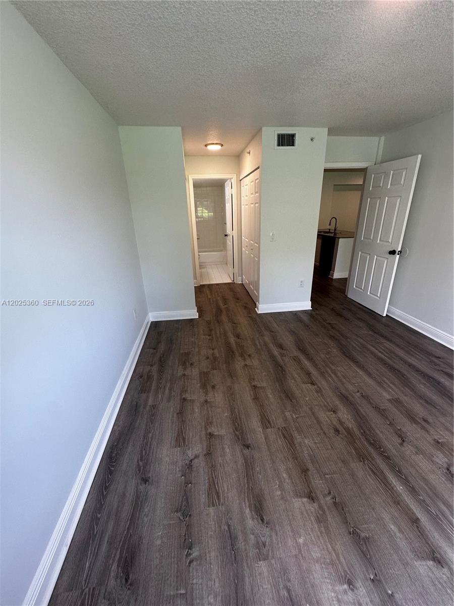 ST ANDREWS CONDO - Residential Lease