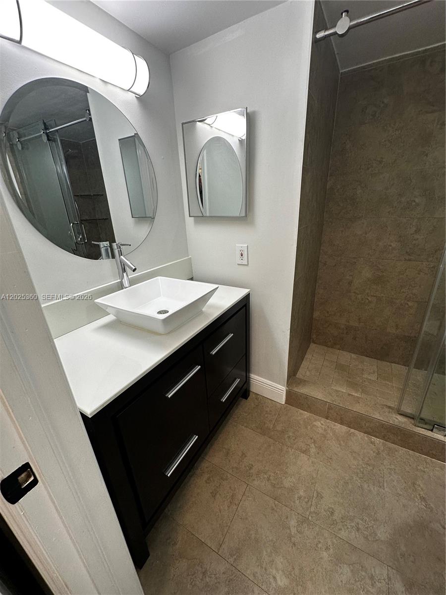 ST ANDREWS CONDO - Residential Lease